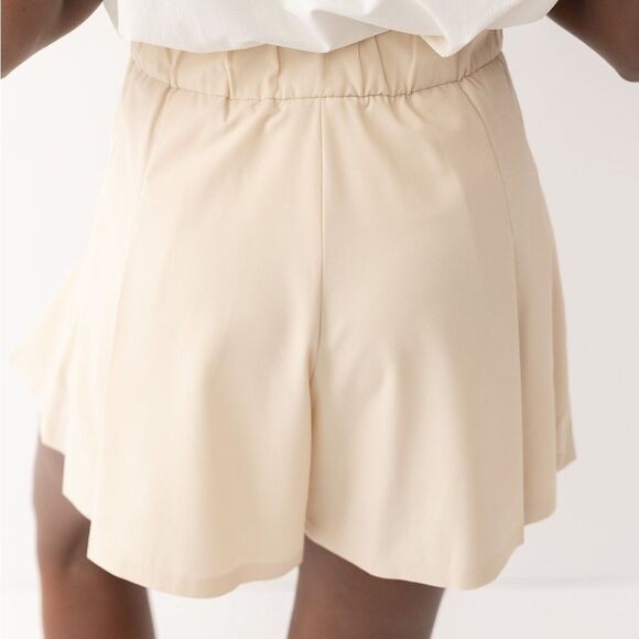 Honors - The Pleated Skort - Size Medium - Picture 3 of 14